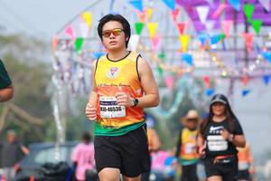 BIB: 46536
                            <button type="button" onclick="openModal(9924991)" class="btn btn-primary btn-sm float-right btn-popup" data-toggle="modal" data-target=".modal-high-quality">
                        <i class="fas fa-shopping-cart"></i> Add to Cart
                    </button>
                                            <button type="button" onclick="isThisMe(9924991, true)" class="btn btn-success btn-sm float-right btn-popup btn-isme hidden" data-toggle="tooltip" data-placement="bottom" title="นี่คือรูปของคุณใช่ไหม คลิกที่นี่เพื่อเอาเข้าอัลบั้ม">
                        <i class="fas fa-plus"></i> Add to album
                    </button>
                    <button type="button" onclick="isThisMe(9924991, false)" class="btn btn-warning btn-sm float-right btn-popup btn-isnotme hidden">
                        <i class="fas fa-ban"></i> Remove from album
                    </button>